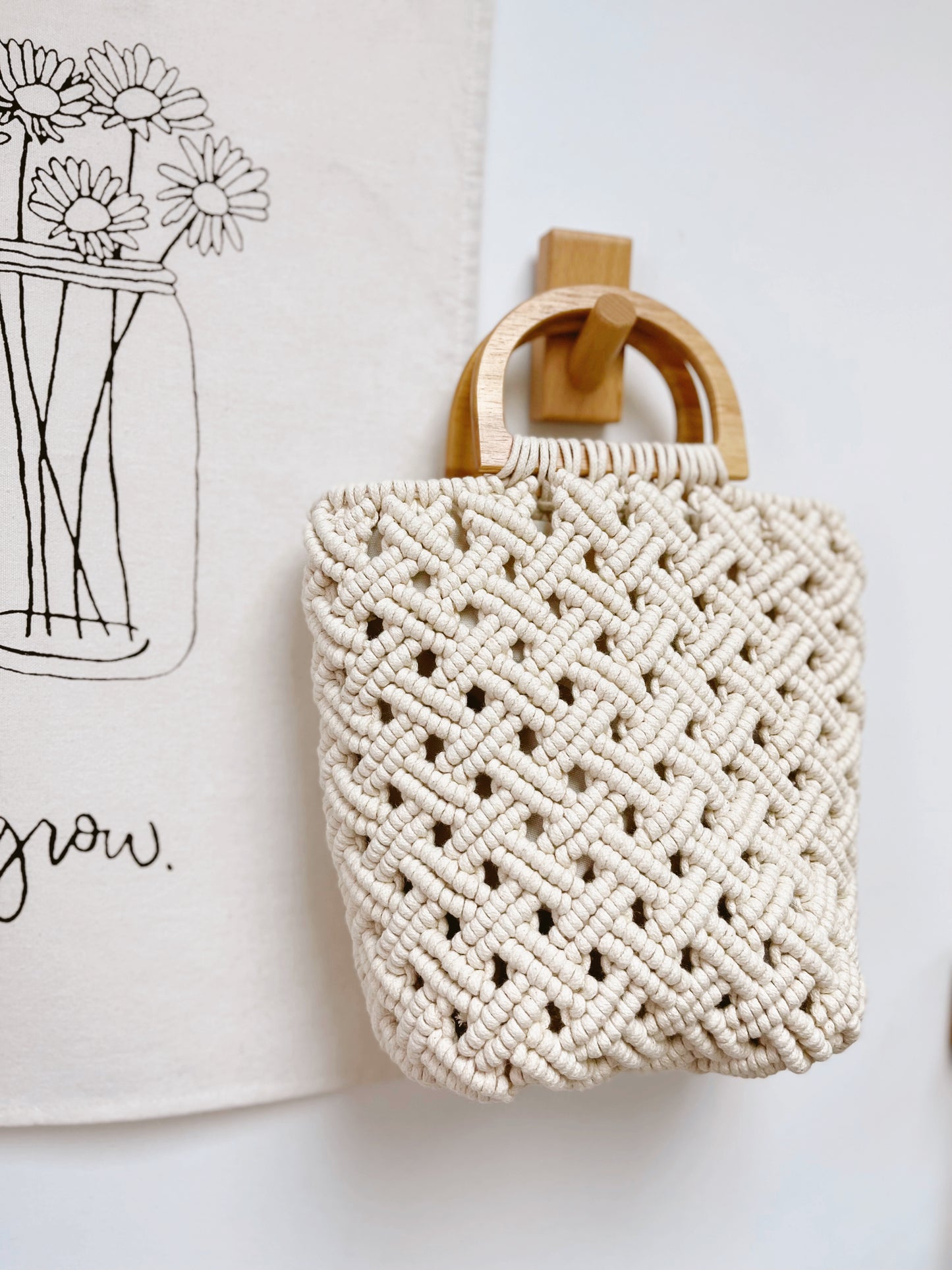 FLAT BOTTOM SUNDAY MORNING